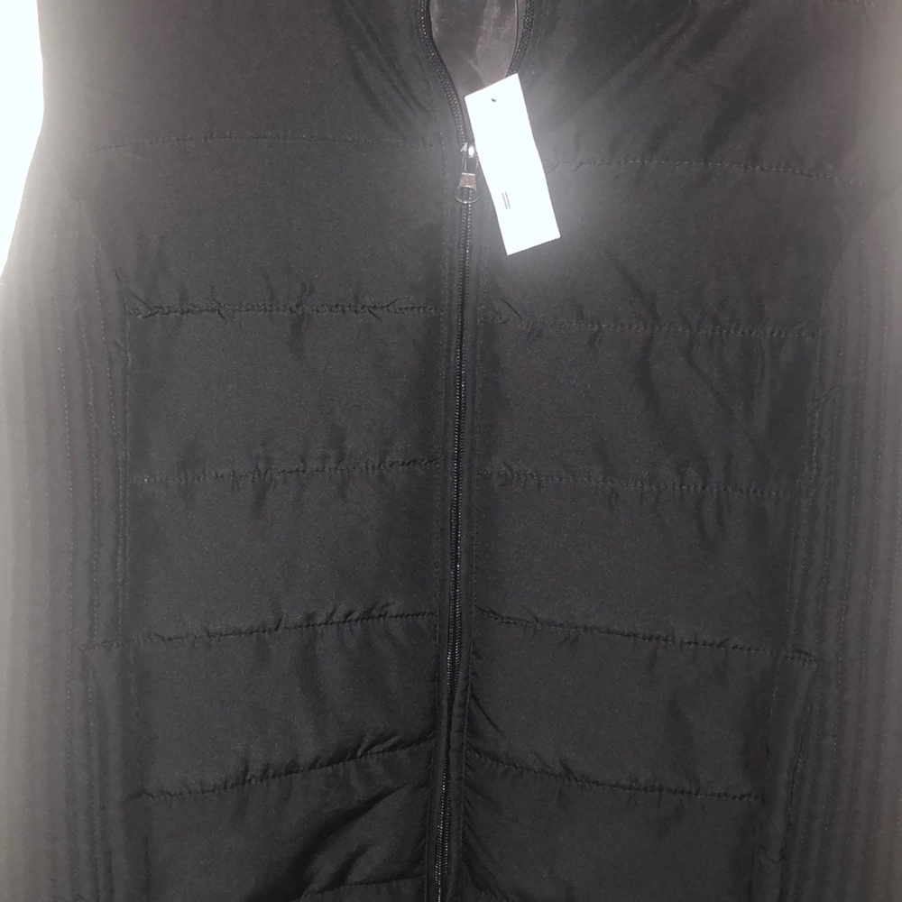 Vest - Picture 2 of 4